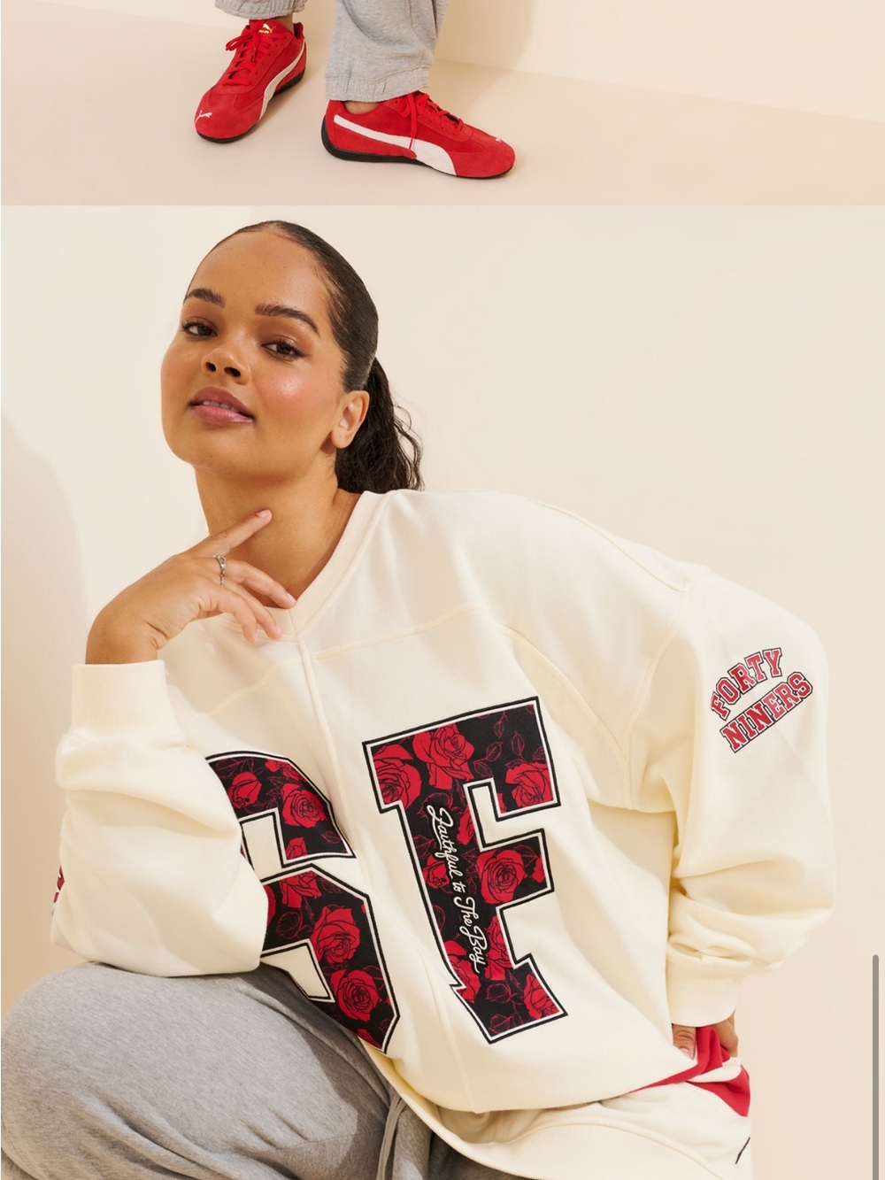 49ers Cream Women's Pullover Sweatshirt with Red Floral Graphic